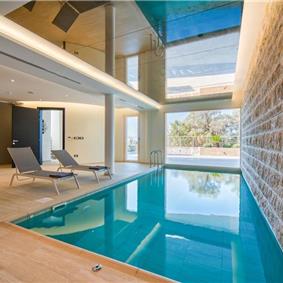 6 bedroom villa with pool and roof terrace, Sveti Stefan, sleeps 12